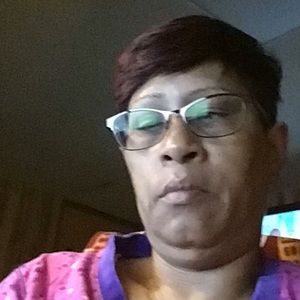 Meet your Posher, Evette